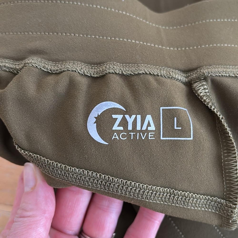ZYIA Active women’s joggers - Picture 6 of 6